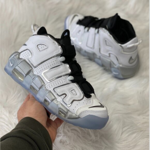 Nike Air More Uptempo SE Mid Womens Sportswear Shoes White DV7408-100 VNDS Sz 6